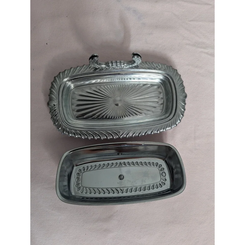 Irvinware covered butter dish‎ with glass tray and knife holder USA silver color